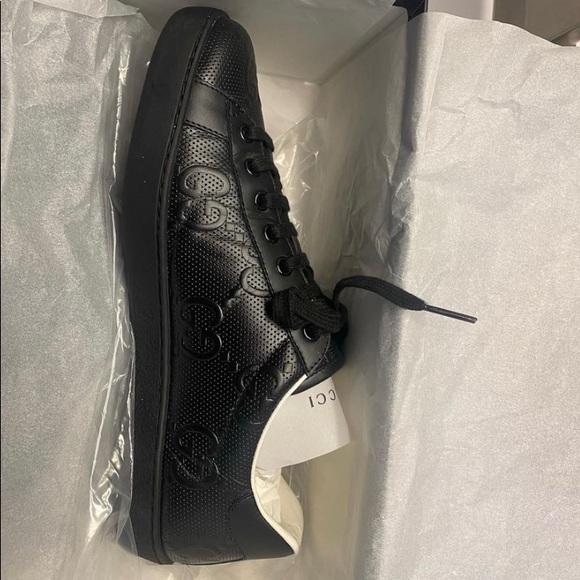 Gucci | Shoes | Brand New Womens Gucci Shoes Size 9 | Poshmark